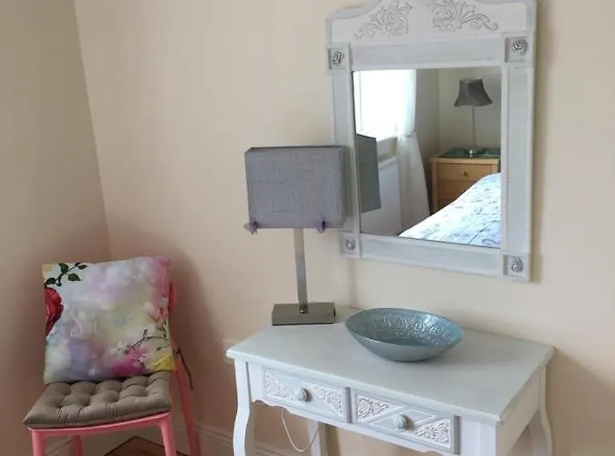 度假居 Fuchsia House *